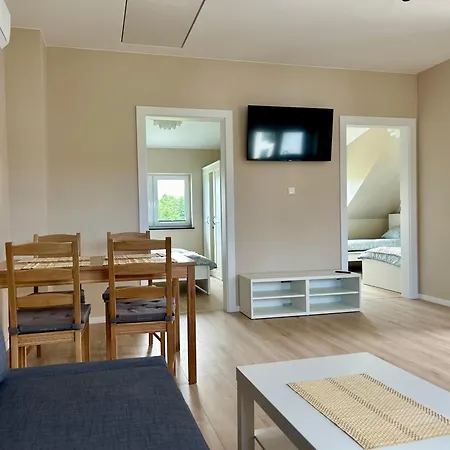 Apartment Ahoj -apartamenty- 450 M Do Plazy